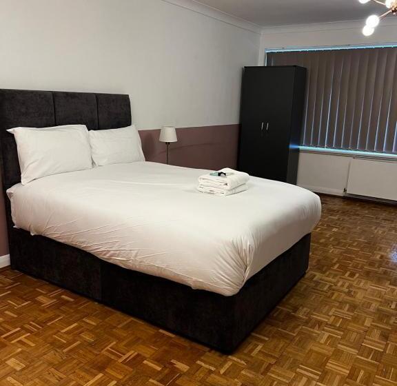 بنسيون Dartford Stay