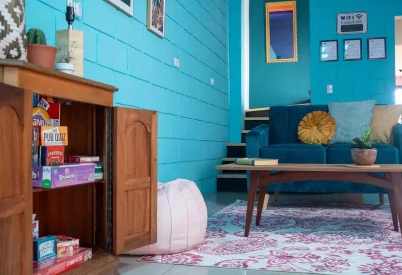 پانسیون Lolas Hostal Hab. Doble