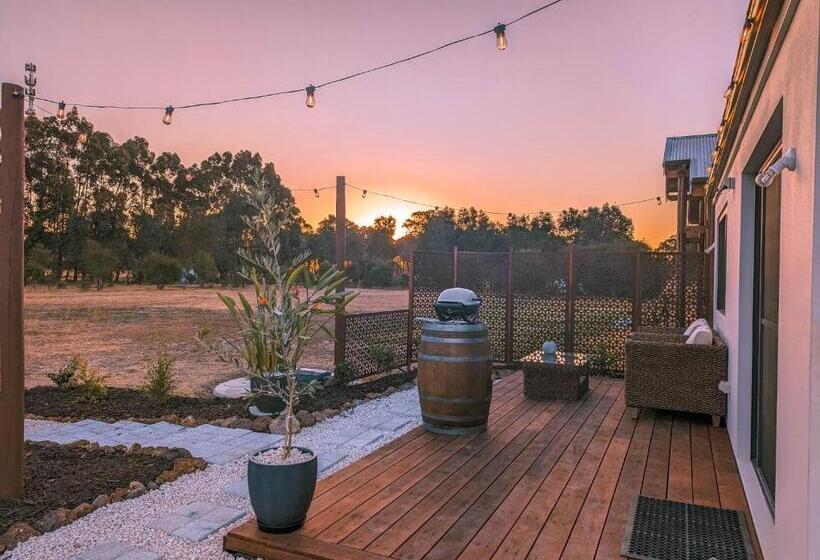 פנסיון Welcome To Vineside