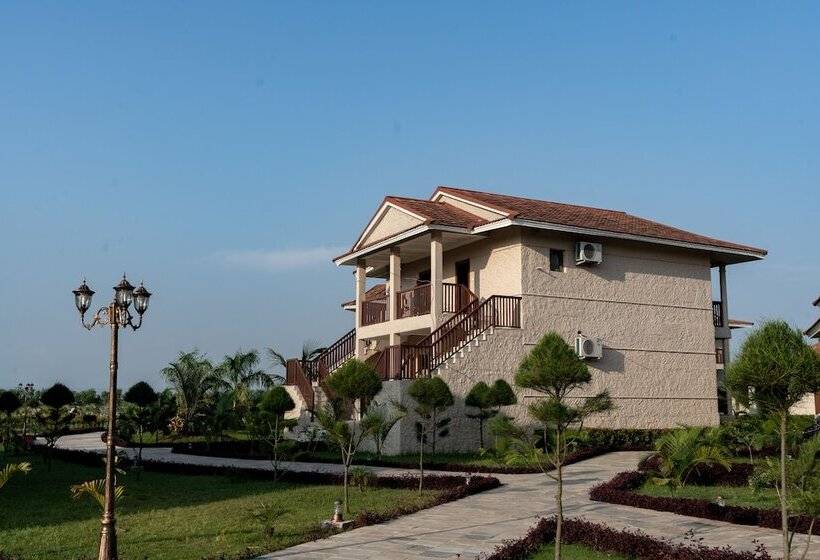 River Bank Jungle Resort