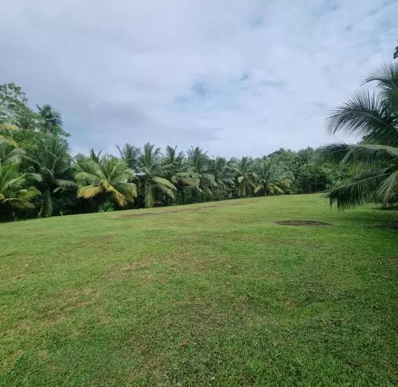 The Nature S Resort, Hanwella