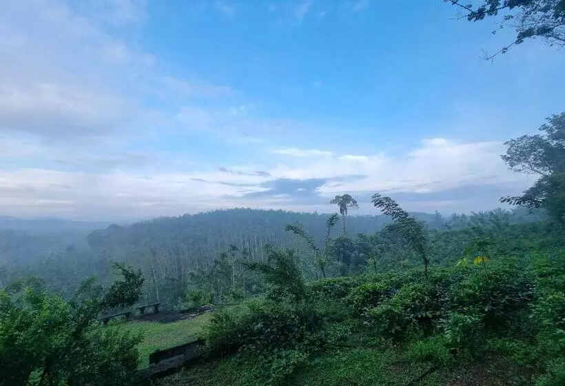 The Nature S Resort, Hanwella