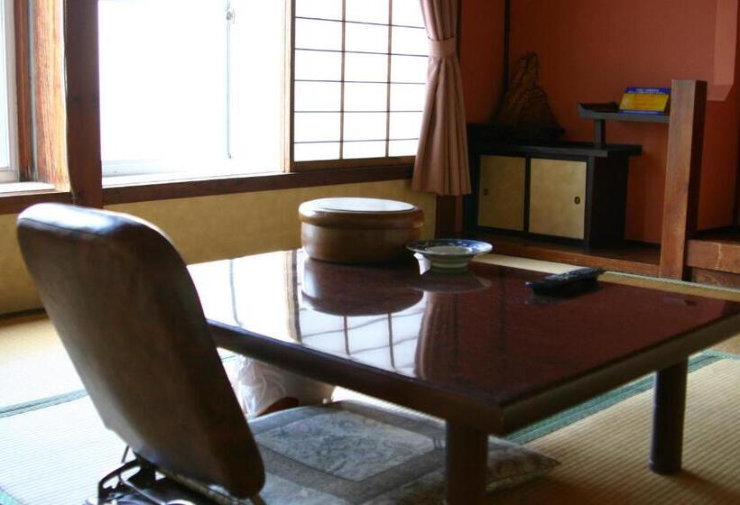 創業130年清水屋旅館