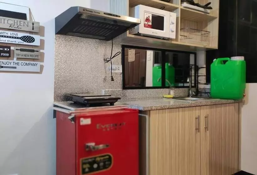 Marilao Staycation Near Philippine Arena Bulacan With Free Parking By Retro354 Condotel