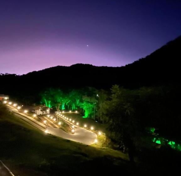 הוסטל Matha Pousada E Bistrô