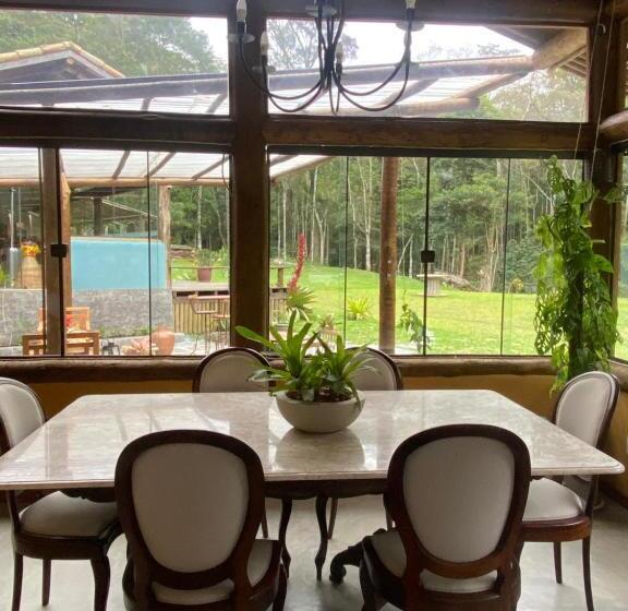 הוסטל Matha Pousada E Bistrô