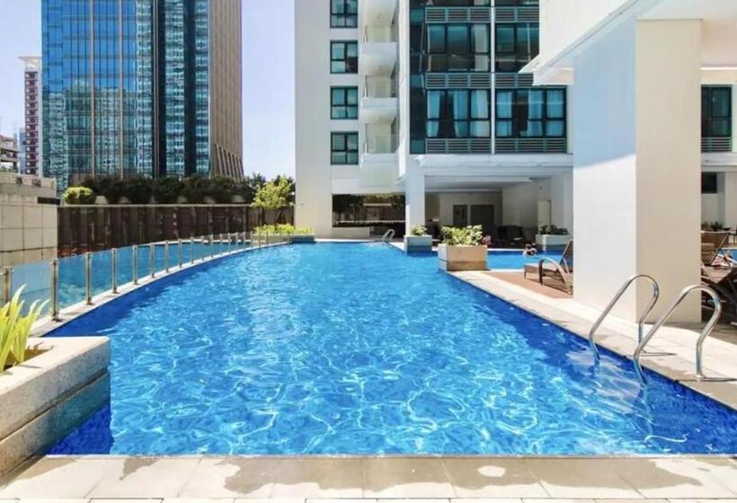 Chic Style Condo Unit In Bgc, One Uptown Residences, In Front Of Grand Hyatt!