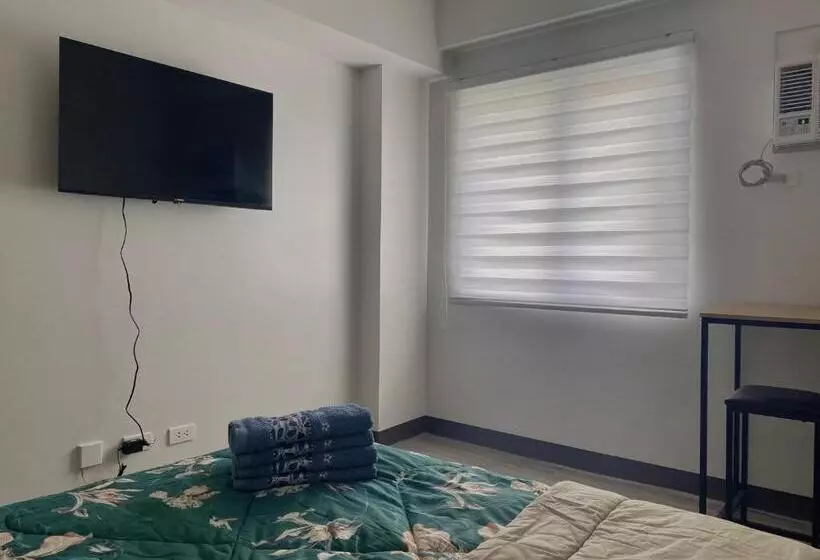 Condo • Wifi Up To 100mbps • Pool • Netflix&chill