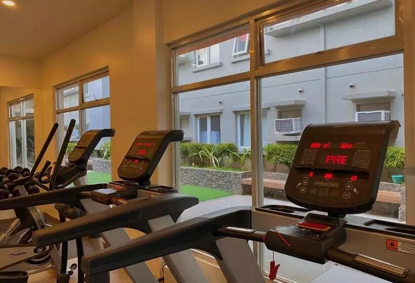 Condo • Wifi Up To 100mbps • Pool • Netflix&chill