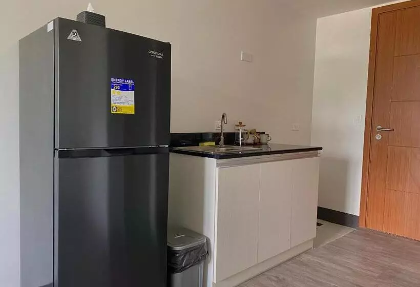 Condo • Wifi Up To 100mbps • Pool • Netflix&chill