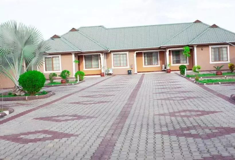 Gezat Park Hotel And Apartments