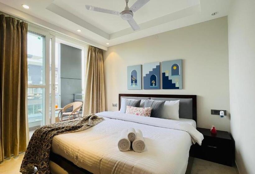 בית מלון כפרי Bluo 1bhk Suite   Balcony, Gym, Lift, Parking