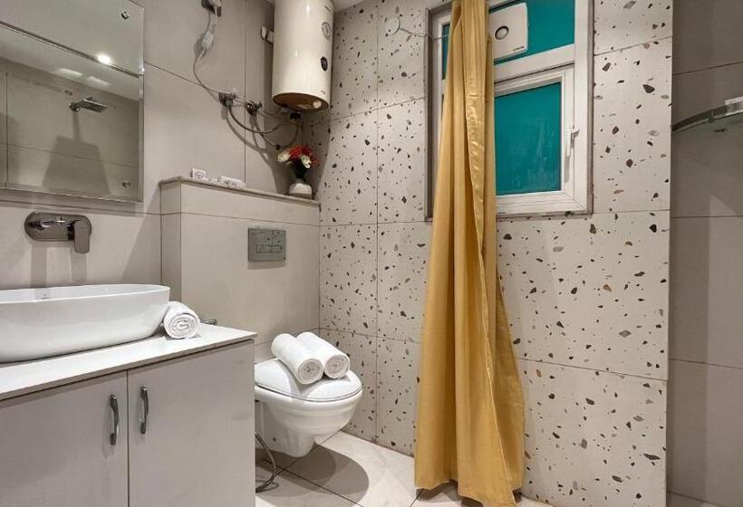 בית מלון כפרי Bluo 1bhk Suite   Balcony, Gym, Lift, Parking