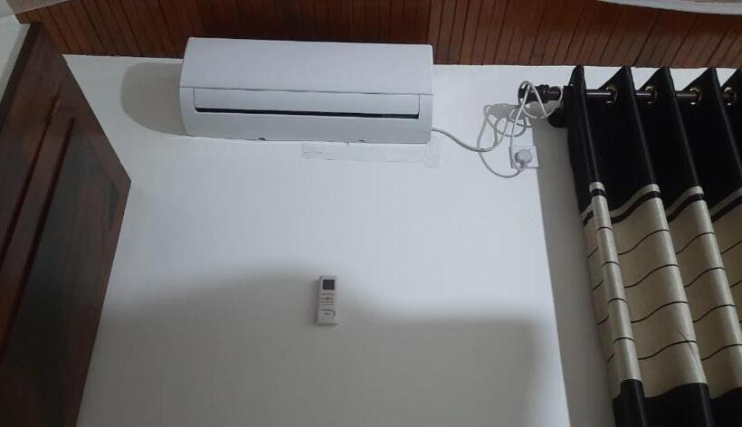 Otel Dilhar Resort And Sea Point