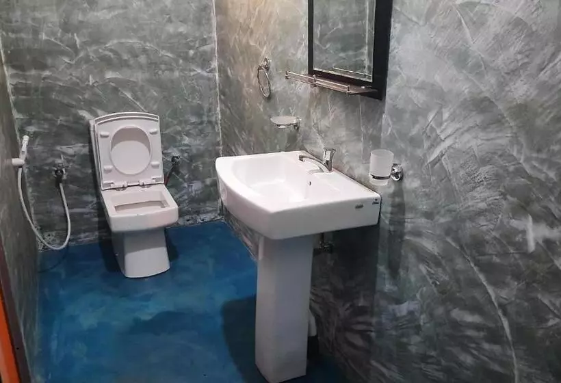 Hotelli Dilhar Resort And Sea Point