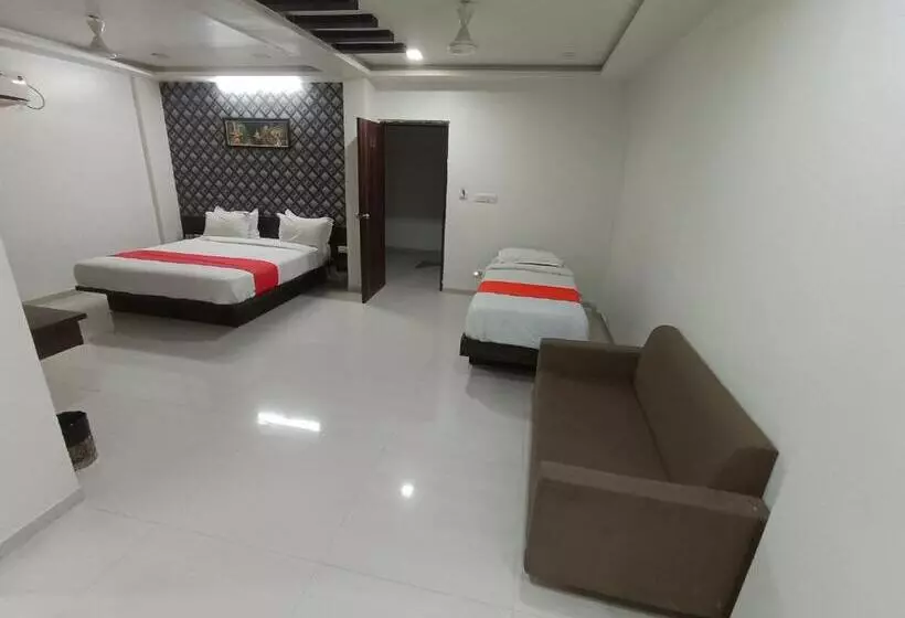 Hotelli Nayan Palace