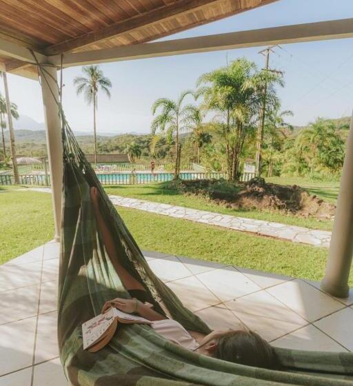 Отель Suítes Romanetto Com Piscina E Vista Antonina