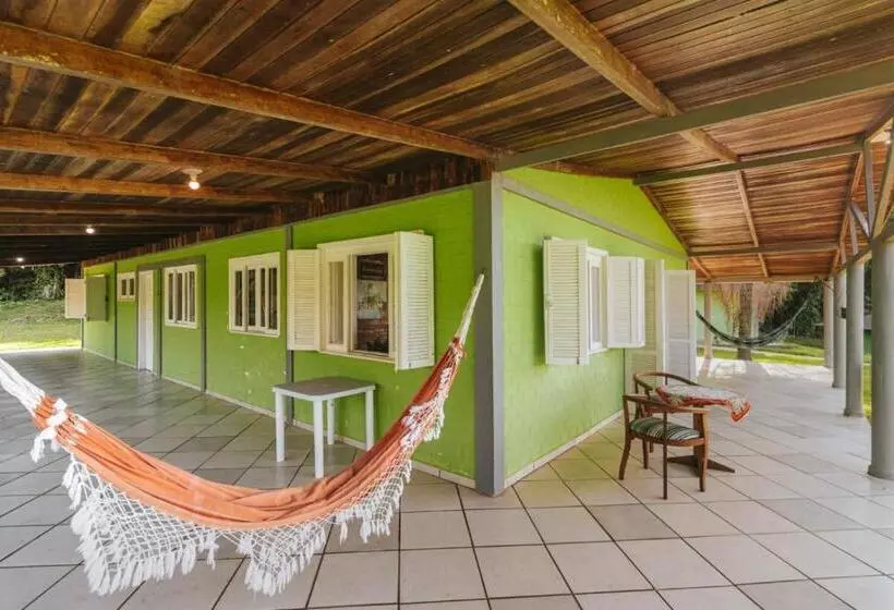 ホテル Suítes Romanetto Com Piscina E Vista   Antonina