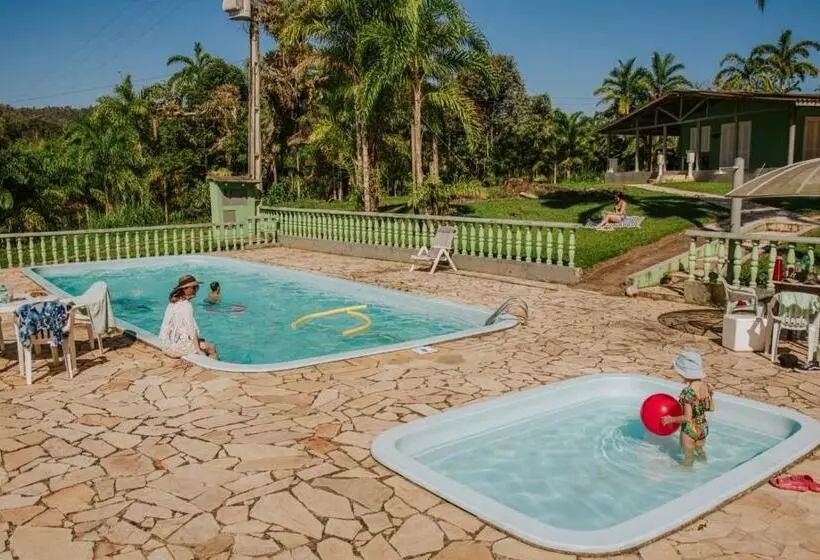 ホテル Suítes Romanetto Com Piscina E Vista   Antonina