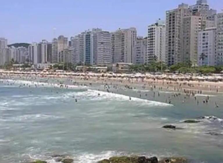 Pension (Hôtel basse catégorie) 01a Doutor Hostel 800 Mts Da Praia