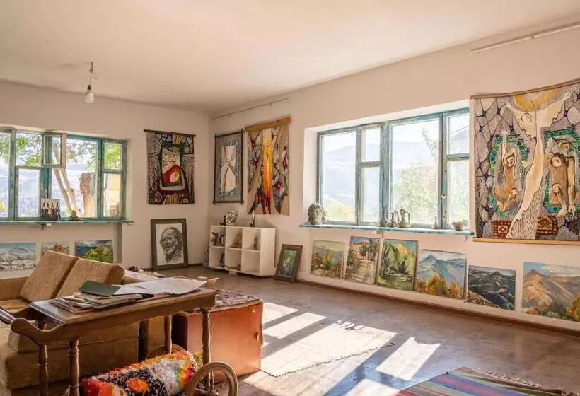 ペンション Art Rooms Garni