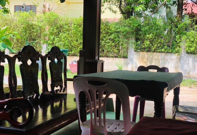 פנסיון Bungalows Le Jar Din Ogne