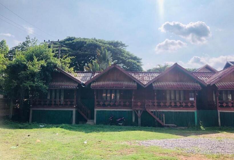 פנסיון Bungalows Le Jar Din Ogne