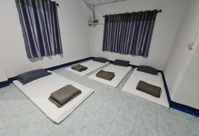 Pension Huean Fha Kram เฮือนฟ้าคราม โฮมสเตย์เชียงราย