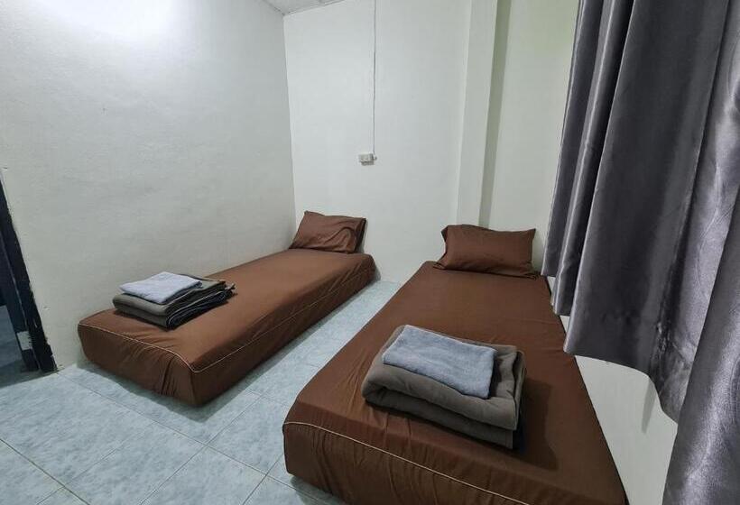 Pension Huean Fha Kram เฮือนฟ้าคราม โฮมสเตย์เชียงราย