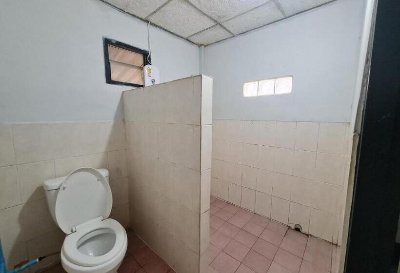 Pension Huean Fha Kram เฮือนฟ้าคราม โฮมสเตย์เชียงราย