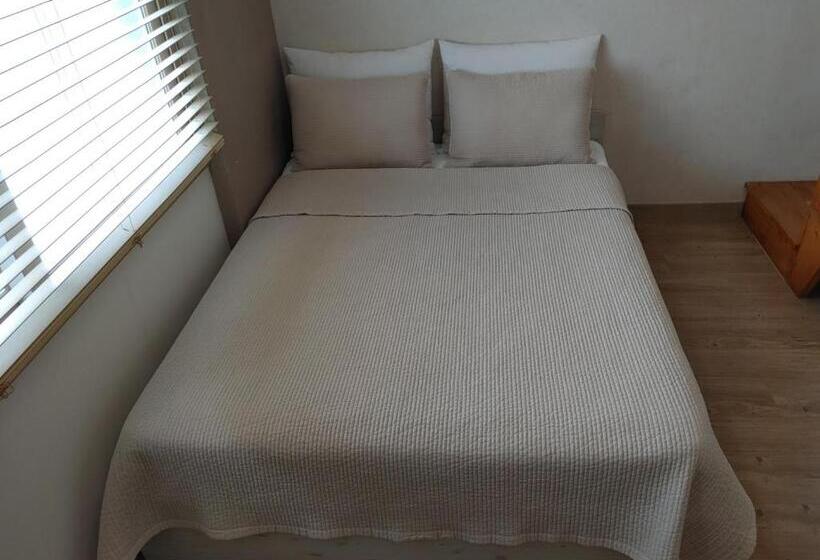 Pensiune Moon Forest Guesthouse