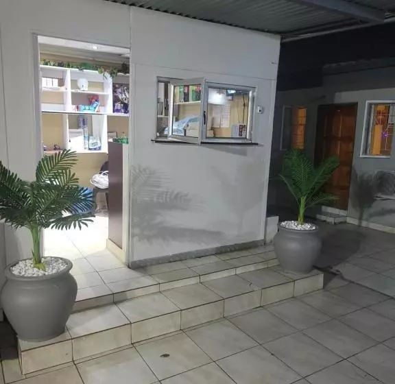 پانسیون The Wood Guest House