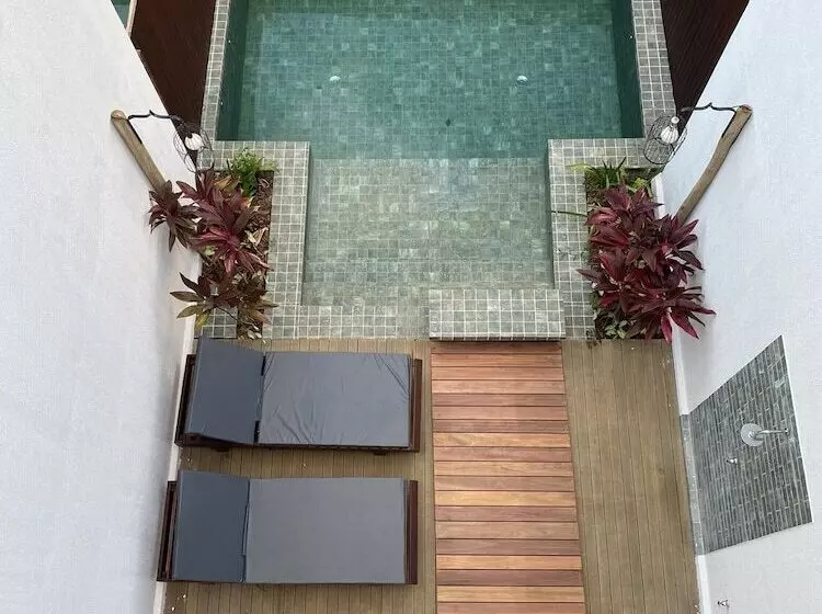 ペンション Zenhousepipa