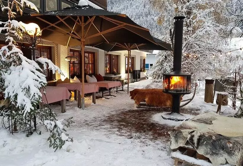 Bio Hotel Saladina