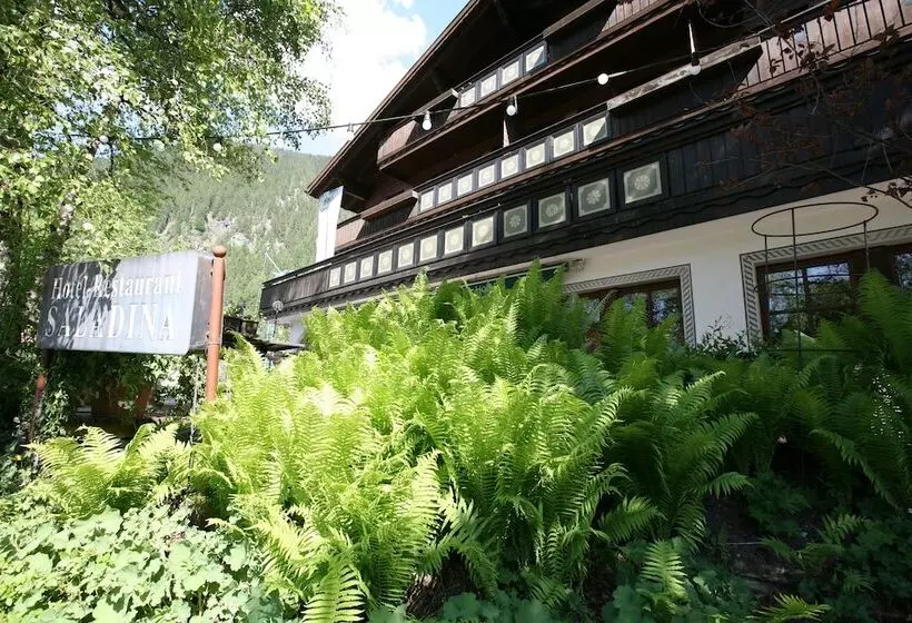 Bio Hotel Saladina
