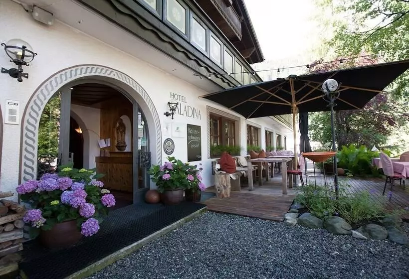 Bio Hotel Saladina