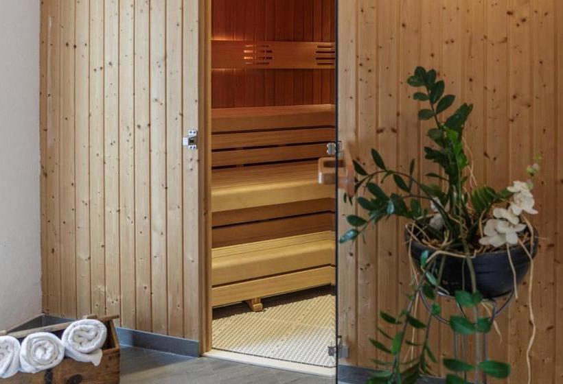 Отель Apartments Gannerhof