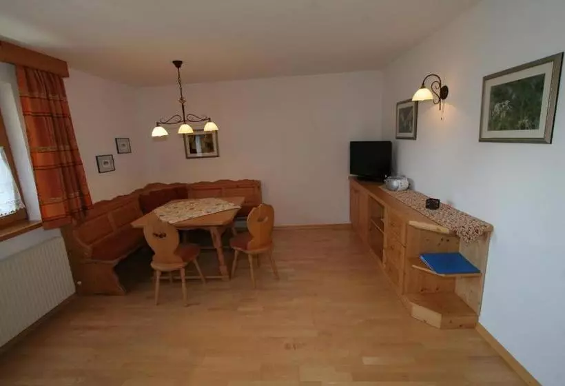 هتل Appartement Top Tirol