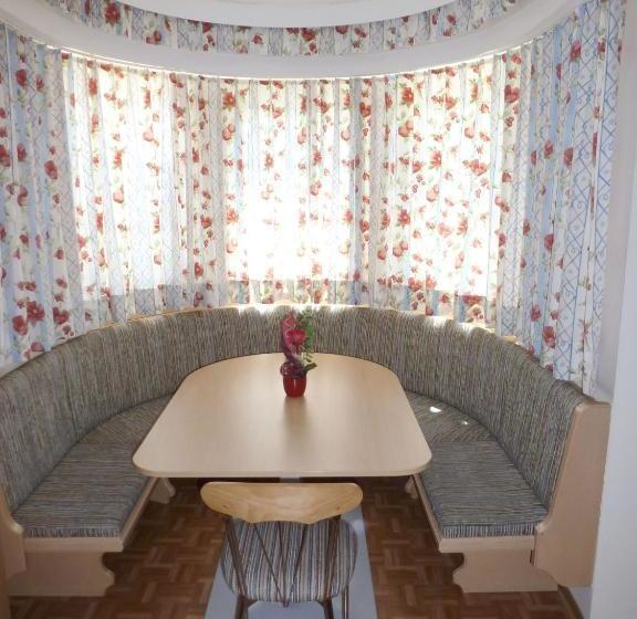 فندق Appartementhaus Zillertal