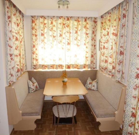 فندق Appartementhaus Zillertal