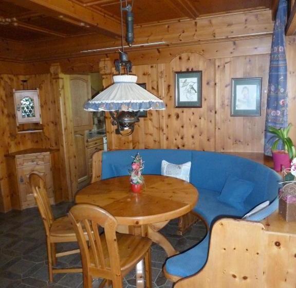 فندق Appartementhaus Zillertal