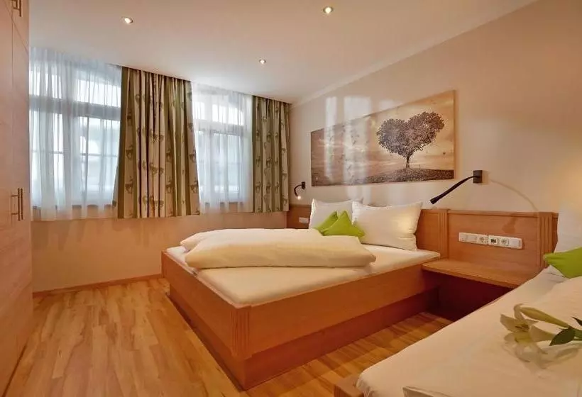 هتل Appartements Schedererhaus