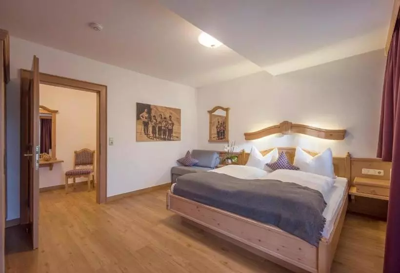 هتل Appartements Schedererhaus