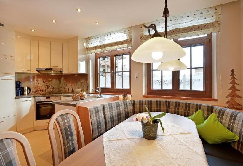 هتل Appartements Schedererhaus