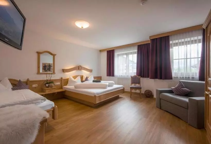 هتل Appartements Schedererhaus