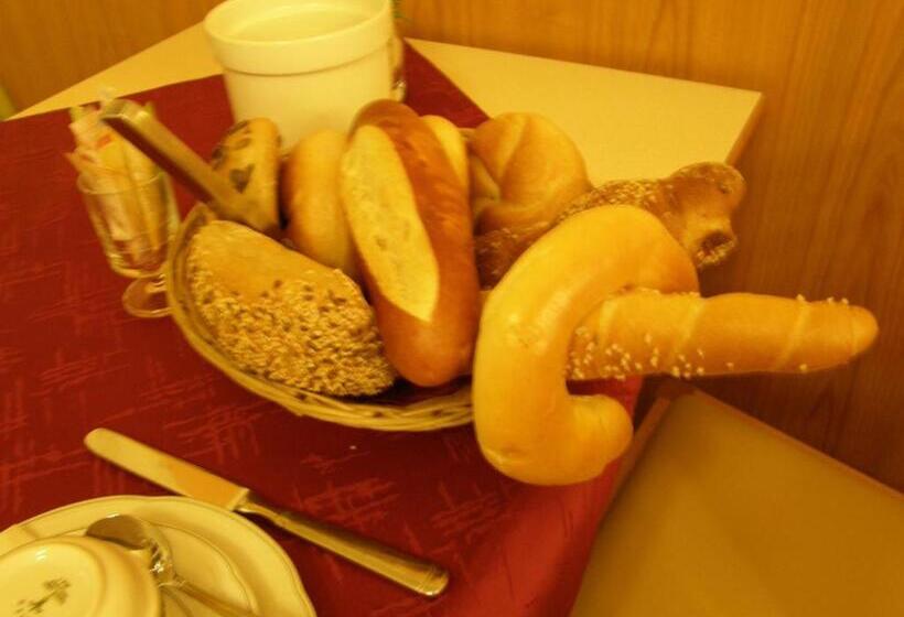 ホテル Cafe Lorenz