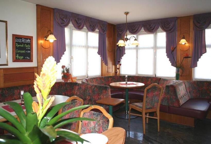 ホテル Cafe Lorenz