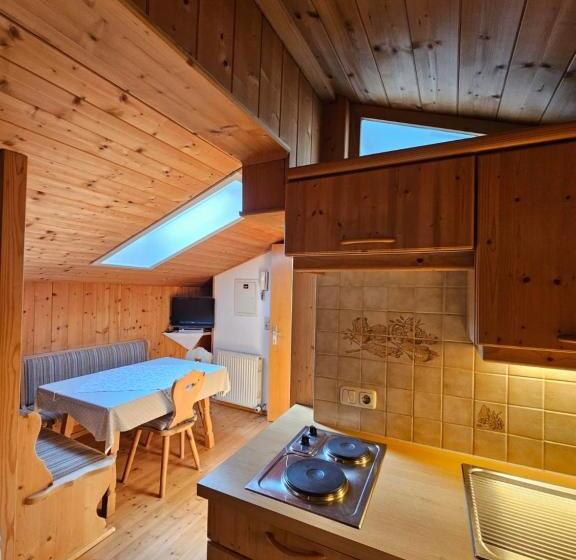 호텔 Ferienwohnungen Haus Schett