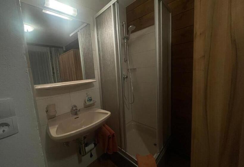 فندق Gästeheim Lederle