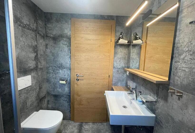 فندق Gästeheim Lederle